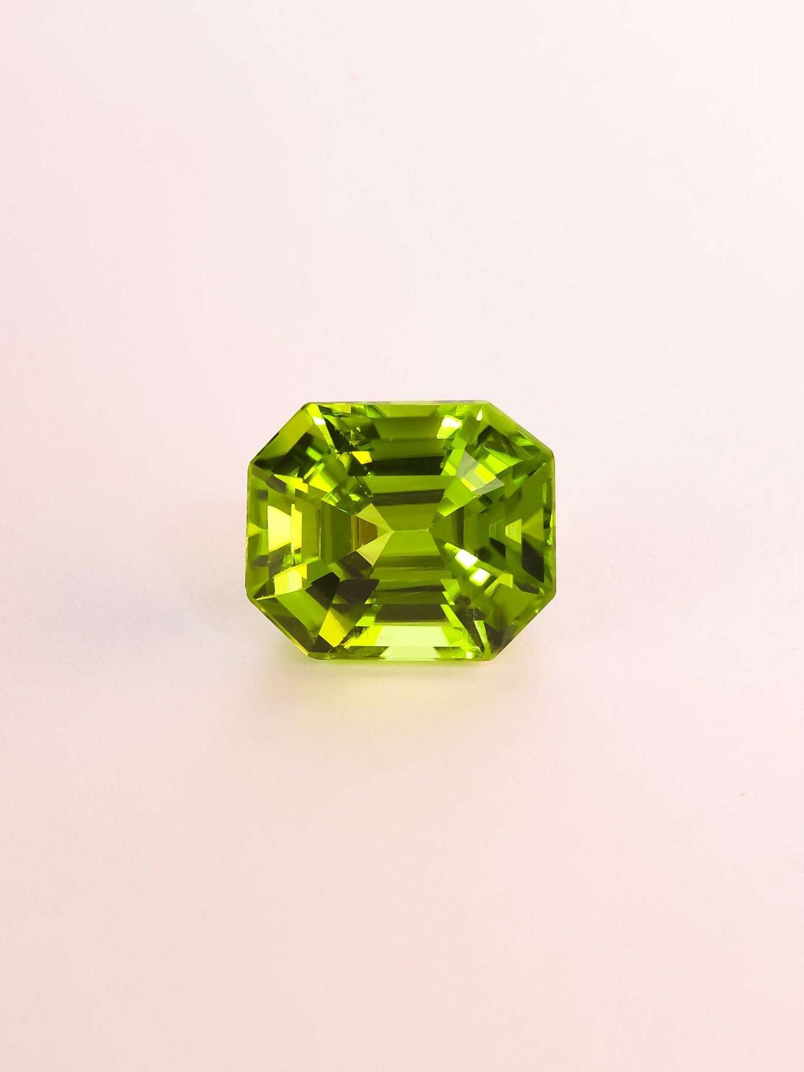 5.2 Ct. Asscher Supat Peridot - Image 3