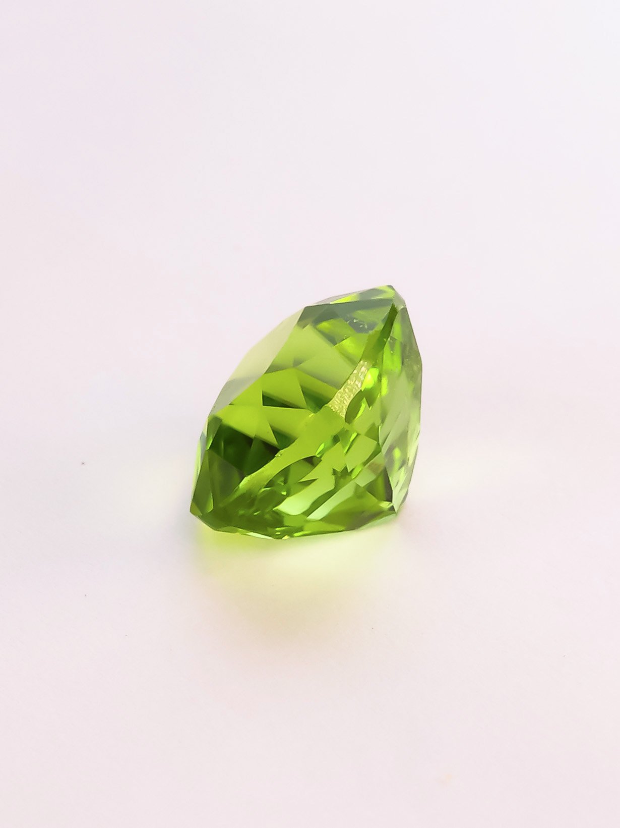 3.55 Ct. Cushion Supat Peridot - Image 4