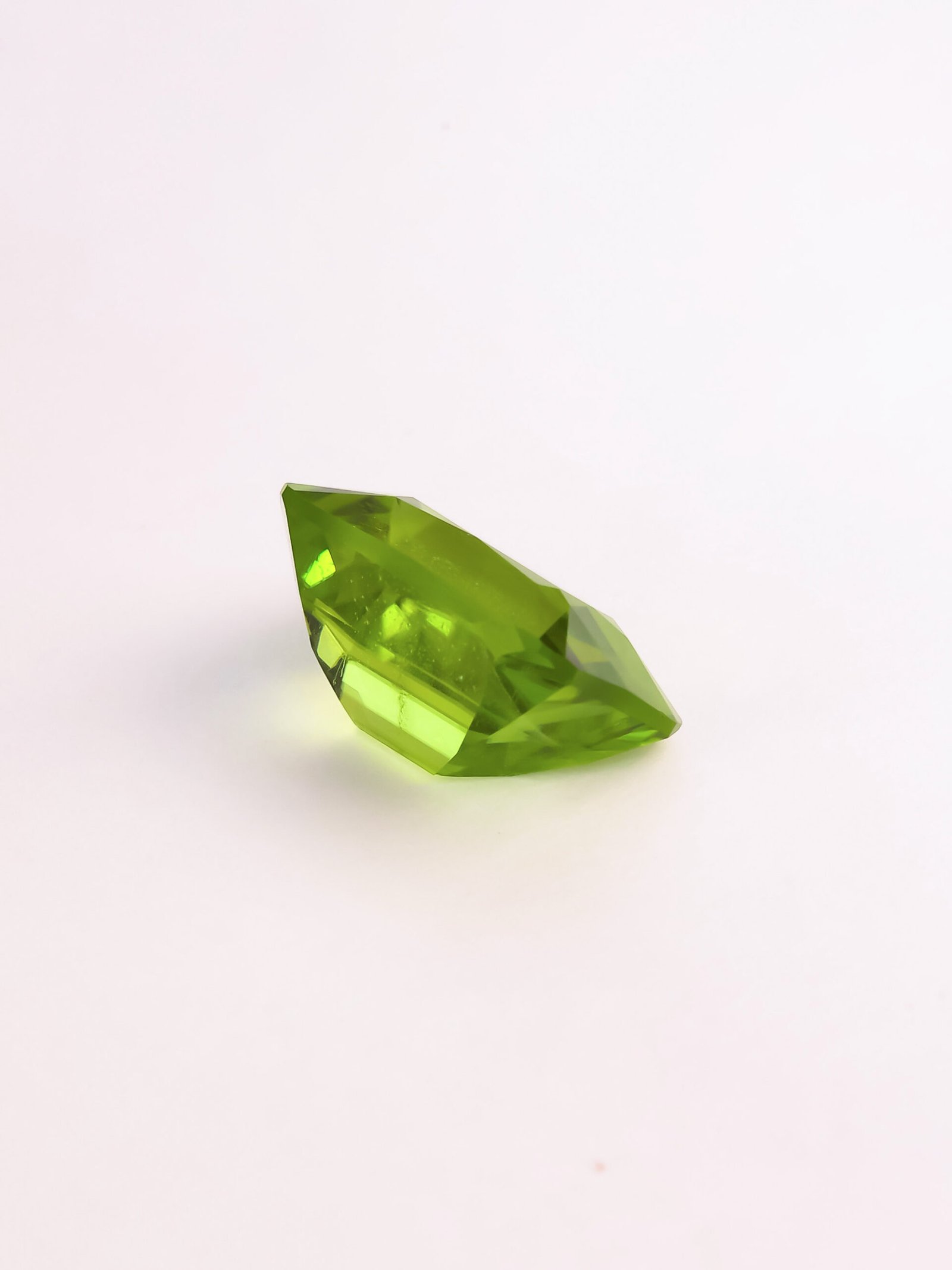 6.65 Ct. Cushion Supat Peridot - Image 5