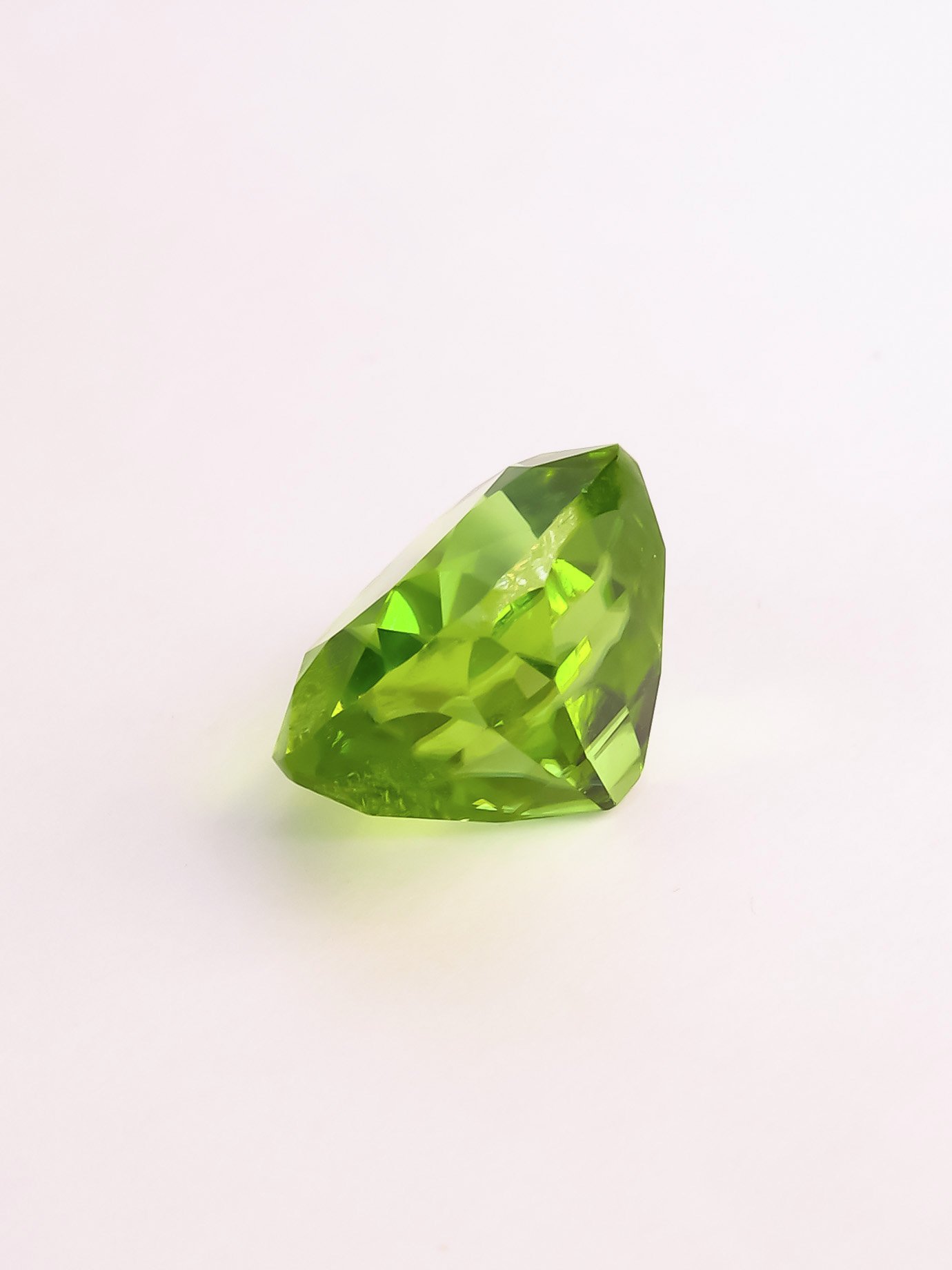 4 Ct. Cushion Supat Peridot - Image 3