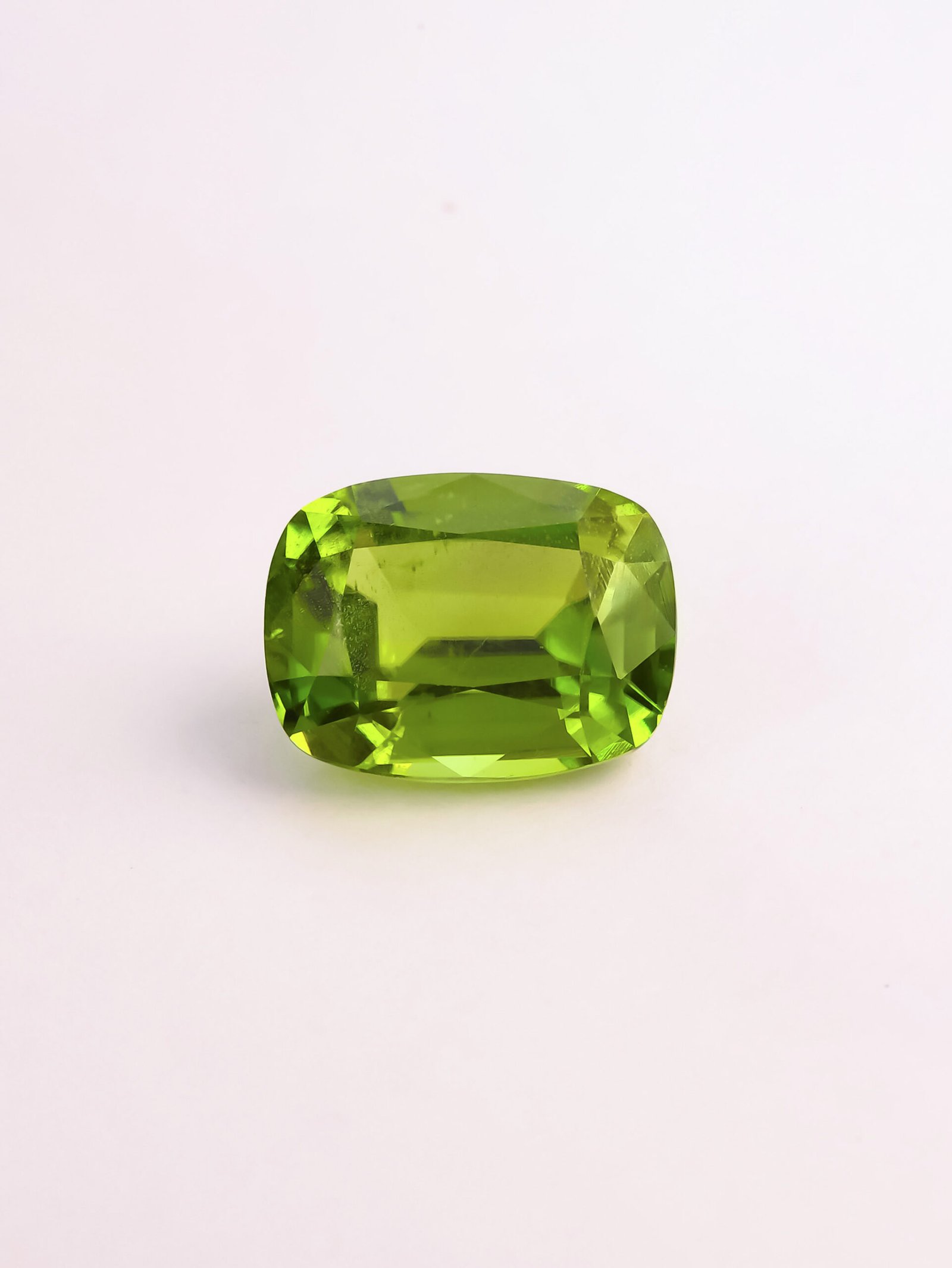 6.5 Ct. Cushion Supat Peridot - Image 2