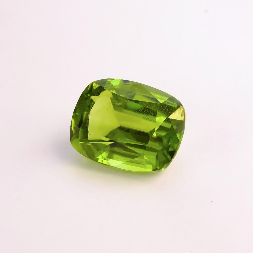 6.5 Ct. Cushion Supat Peridot