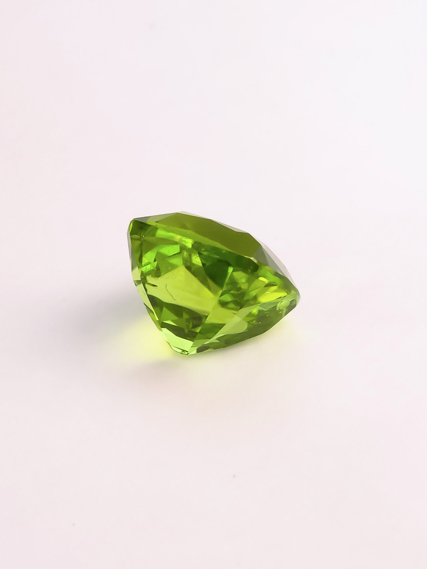 3.25 Ct. Cushion Supat Peridot - Image 5